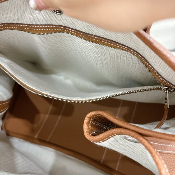 99% NEW GARDEN PARTY 36, GOLD LEATHER, PICS UPDATED! - Picture 4 of 14